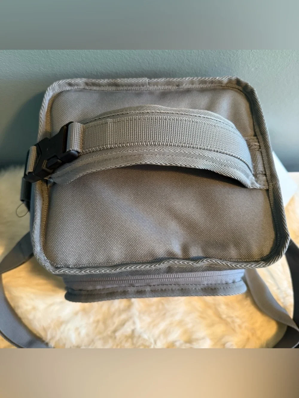 Nike Futura Sport Smoke Grey Insulated PEVA lining Lunch Bag - Picture 4 of 11